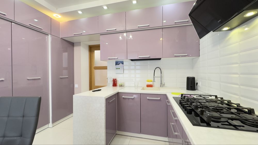 Продаж будинку у м Івано-Франківськ. Район Каскад