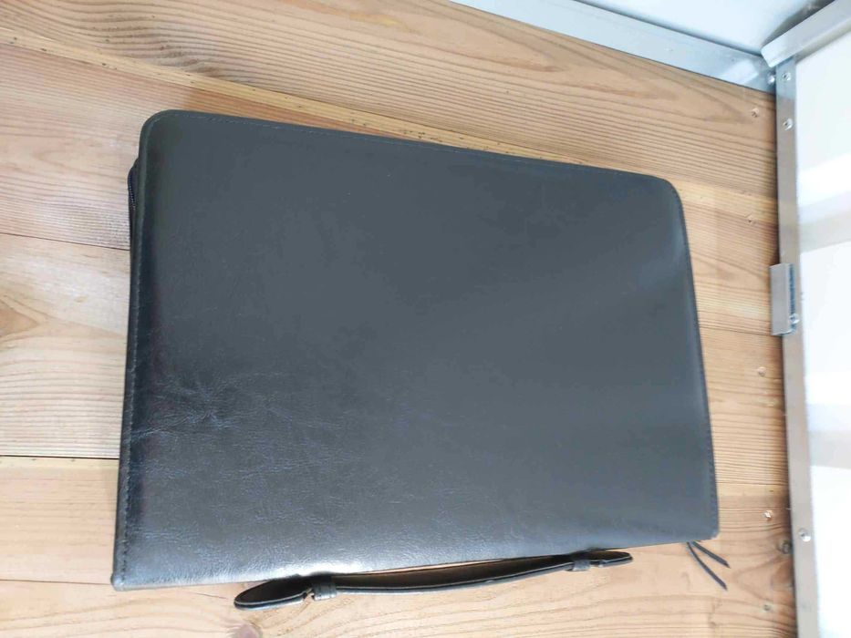 aktówka firma torba teczka eko porządek w dokumentach transport