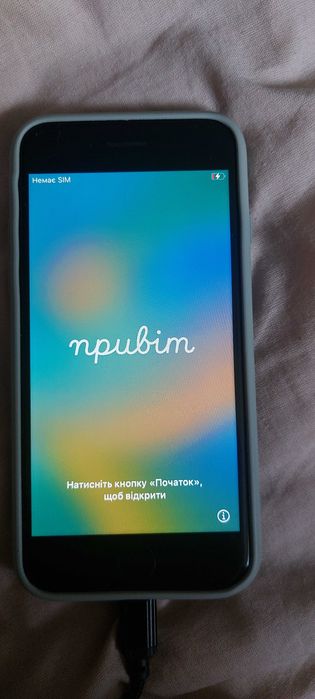 Iphone 8,  64гб, чорний