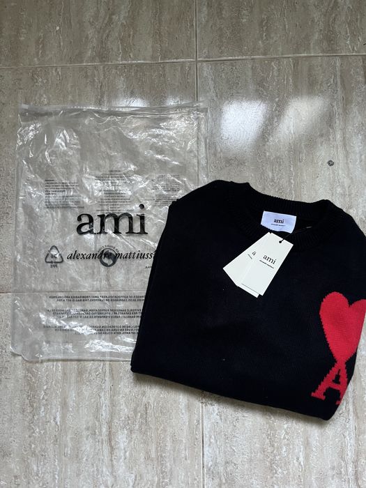 Sweat Ami Paris Tamanho S Novo com etiquetas