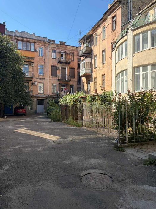 Срочно продам 2-х ком. квартиру в Центре. Бельгийка