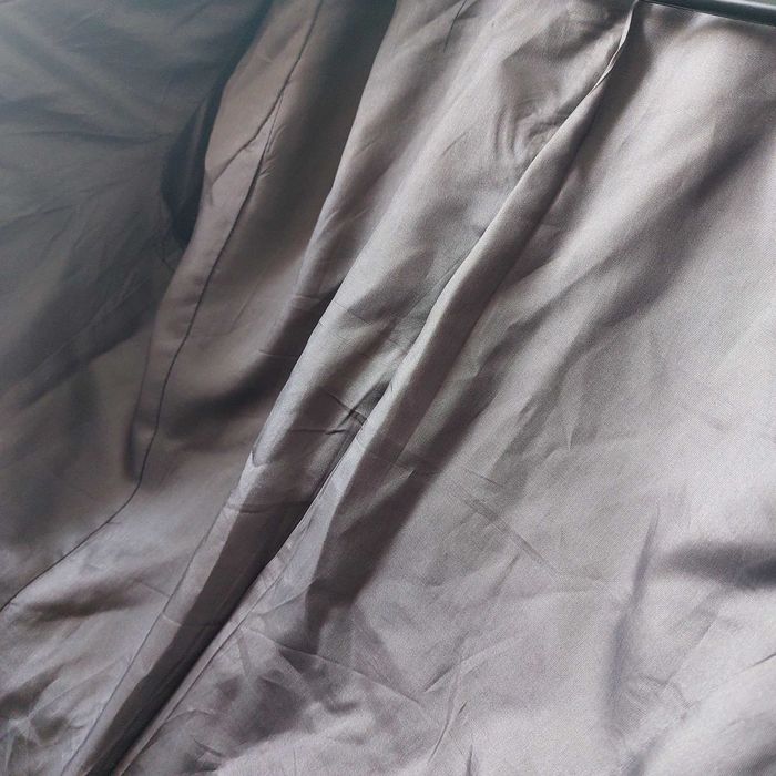 Komplet bardzo elegancki   - żakiet i spódniczka przed kolano.  r. M.