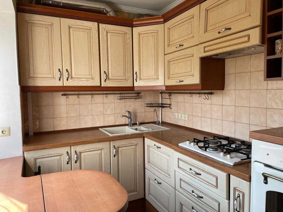 Продам 3-х ком квартиру с ремонтом в Приморском районе