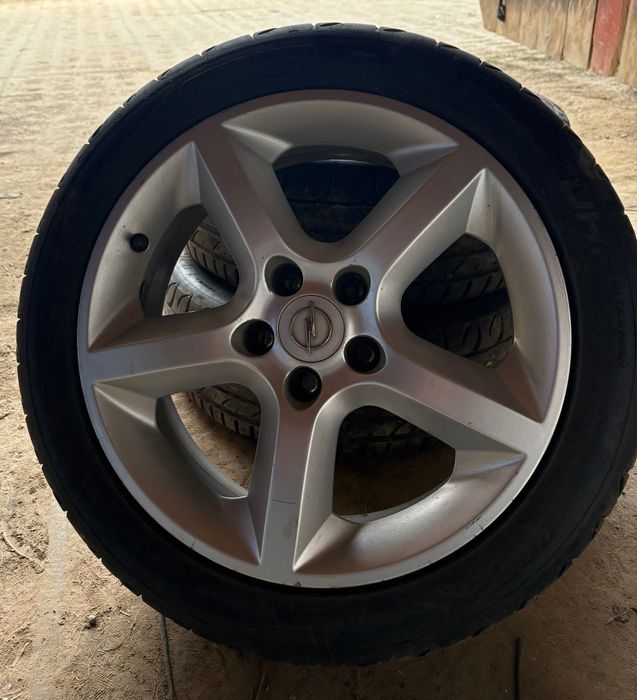 Felgi z oponami 17 5x110