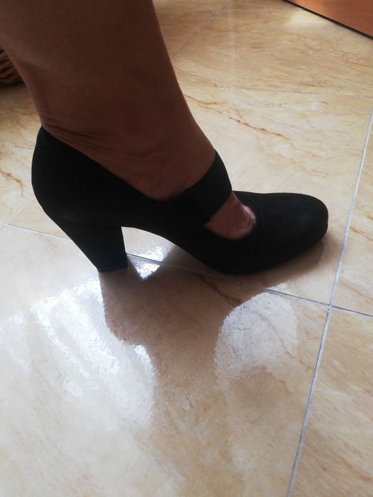 Półbuty czarne skórka welur Wojas