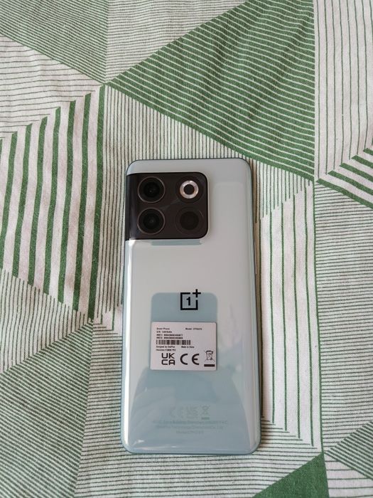 Телефон Oneplus 10 T