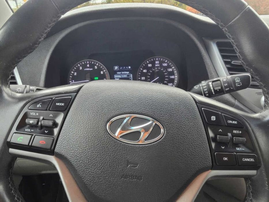 Hyundai Tucson Sport      2016