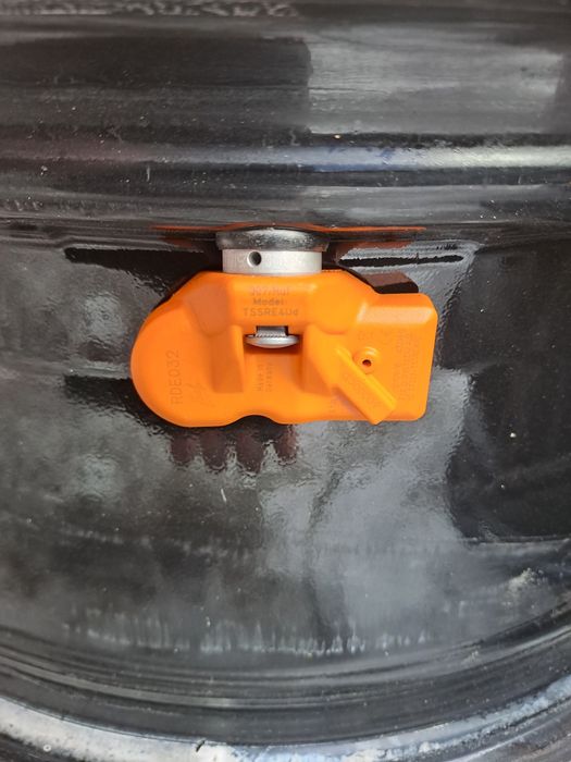 4szt Felgi Aluminiowe Borbet 4x108 16cali Komplet Plus Czujniki