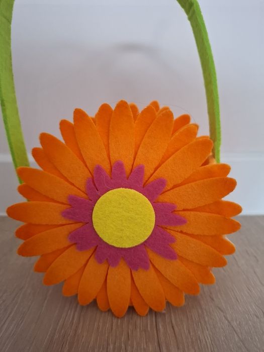 Koszyczek torebka filcowa