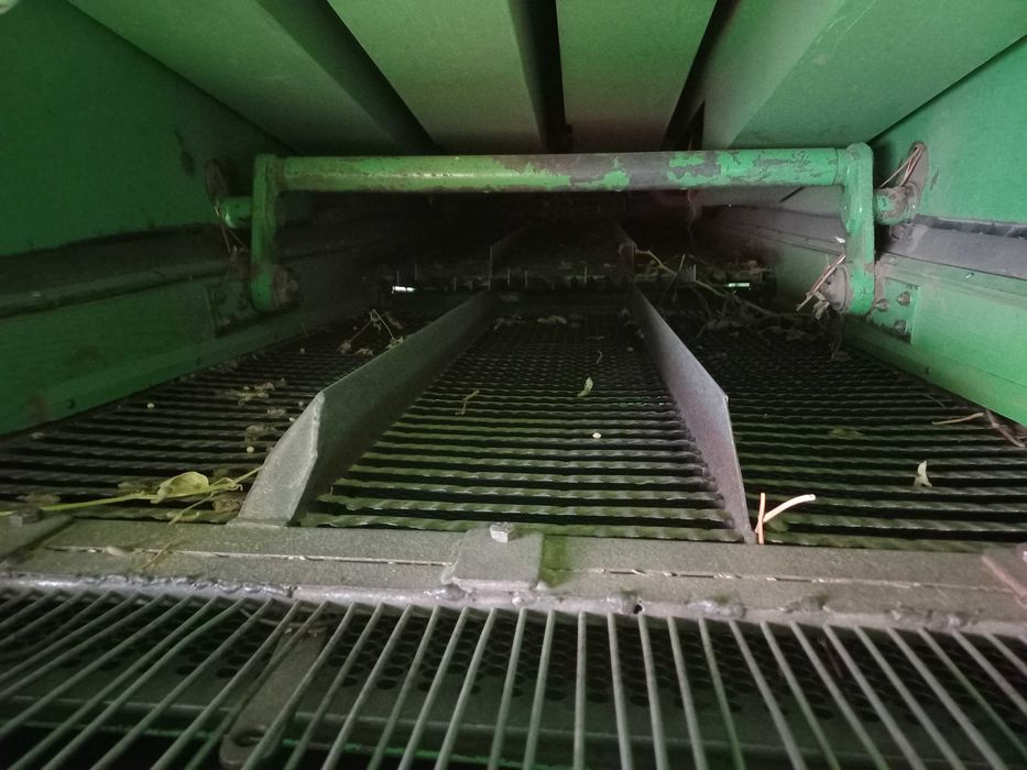 Продаю DEUTZ FAHR комбайн