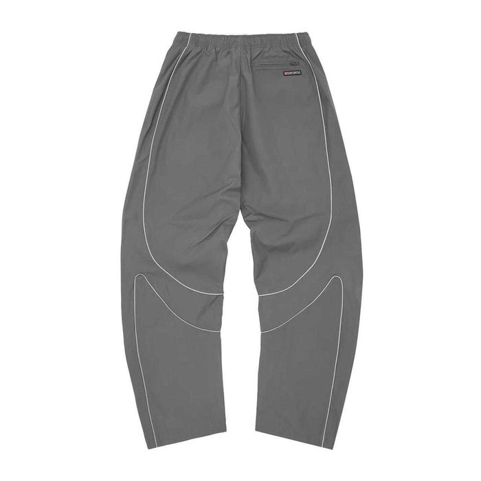 Jaqueta masculina Nike e Corteiz cinza e prata