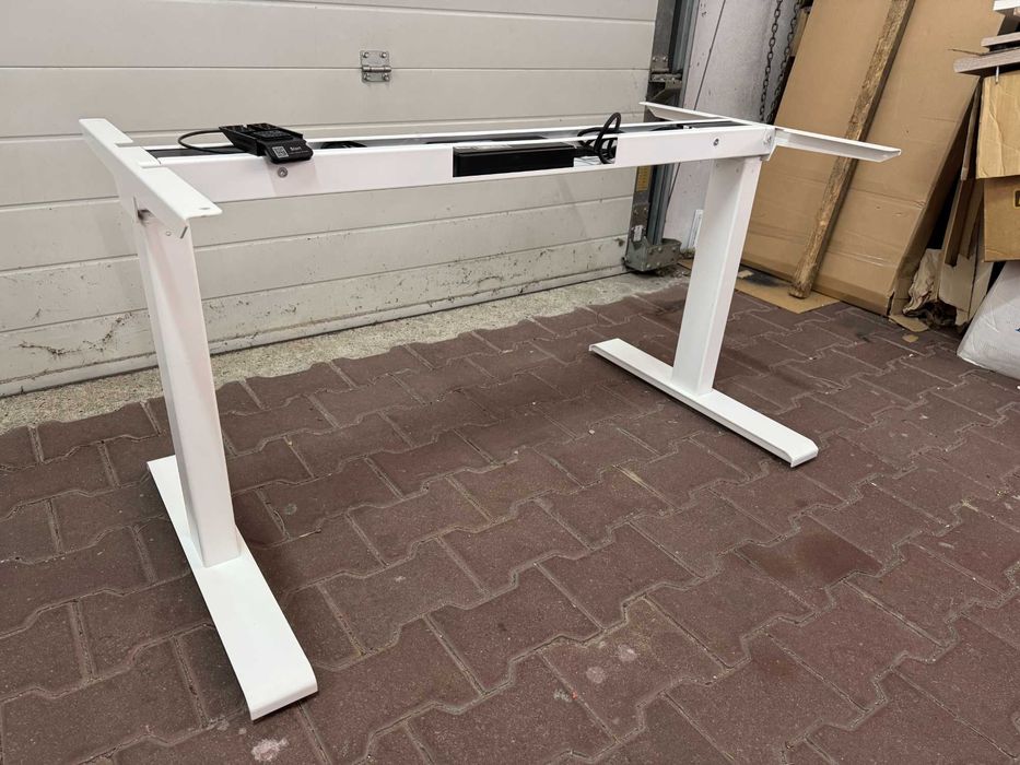 Biurko z elektryczną regulacją wysokości Linak stelaż biurka Linak