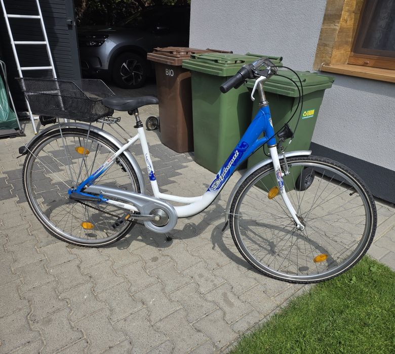 Rower damka, 28", koszyk, 3 przerzutki.