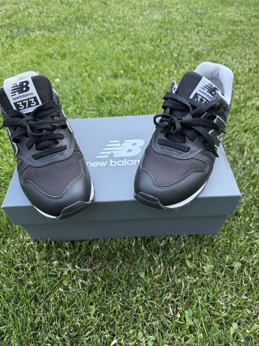 New Balance kolor czarny tozmiar 36