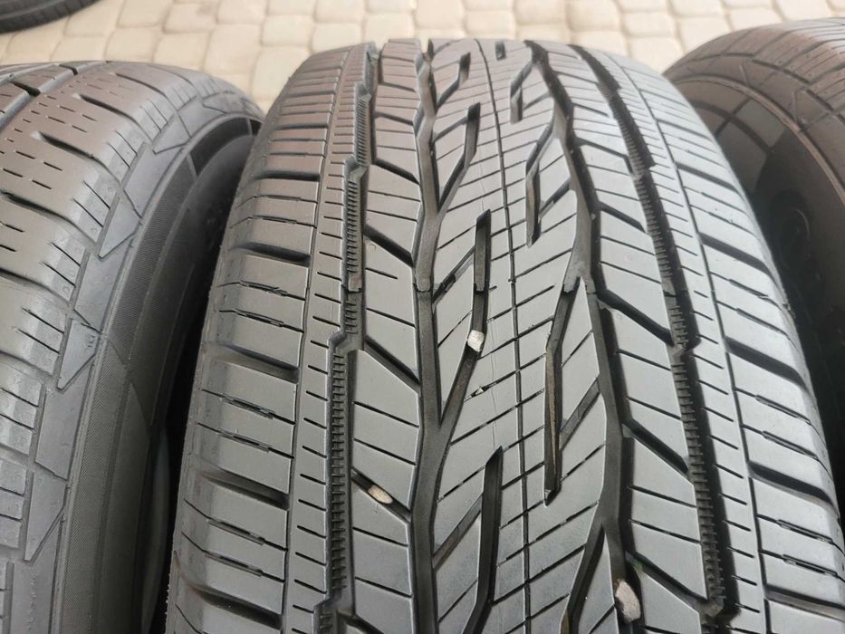 265 / 65  R 17   Continental      Lato / Komplet