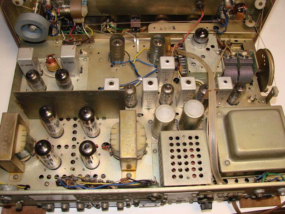 Amplituner lampowy Pioneer C-300