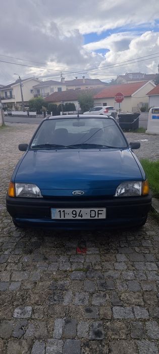 Ford Fiesta 1994 em Muito Bom Estado 650€ até ao fds