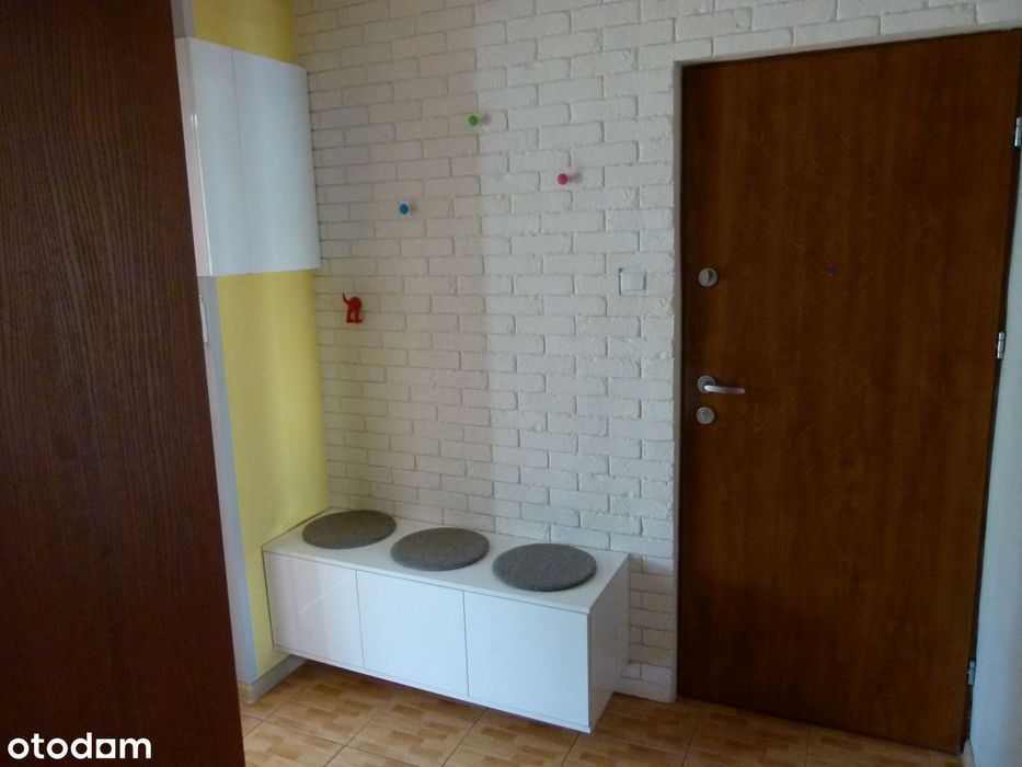 42 m2, 2 pokoje + oddzielna kuchnia, Bartodzieje, częściowo do remontu
