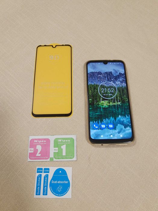 Защитное стекло для телефона Motorola 8 plus