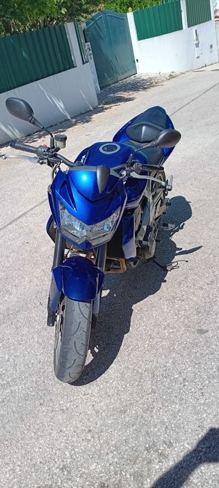 Kawasaki z750 vendo ou troco