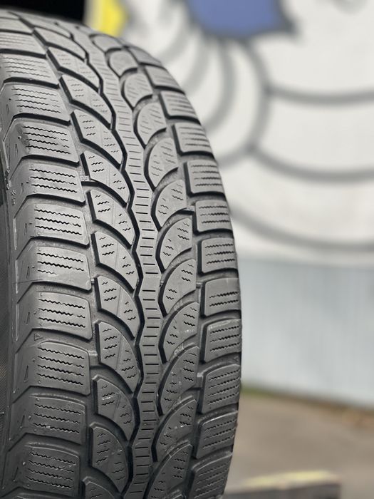 Шина Зимова 1 шт 185/60 R15 Bridgestone LM 32