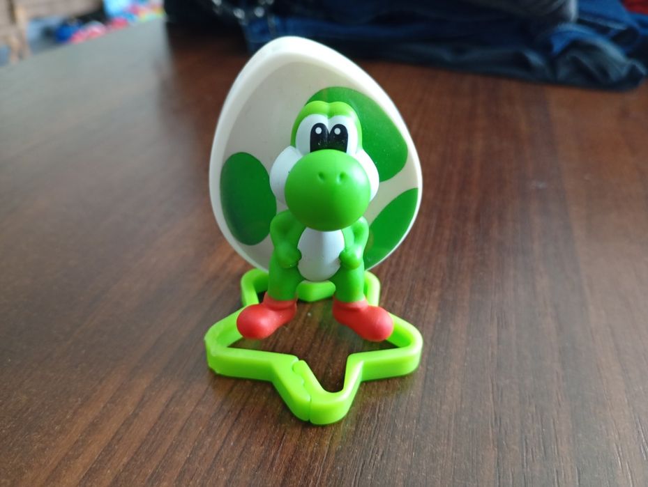 Figurka McDonald's yoshi super Mario