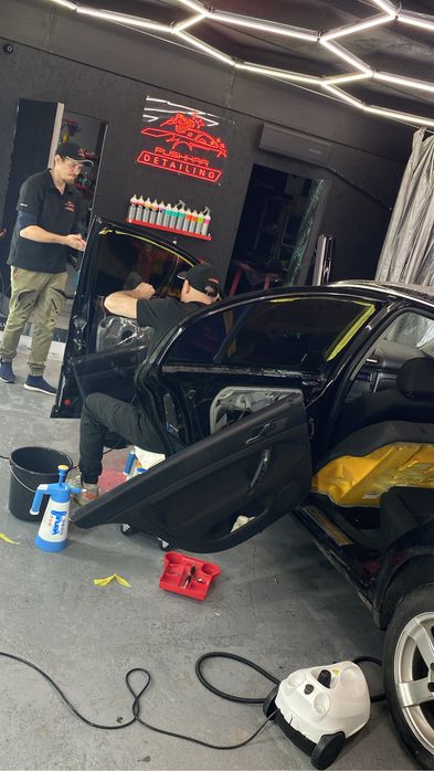 Тонировка авто пленкой Премиум Ceramic 5-15-35% в Корабельном районе