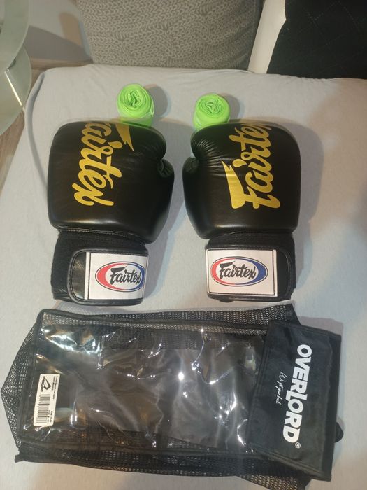 Rękawice Bokserskie Fairtex ze skóry naturalnej BGV19  Rozmiar 14 OZ