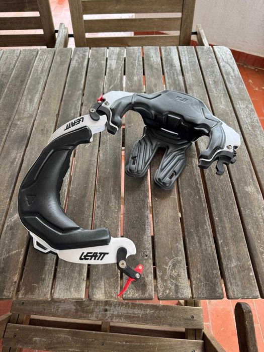 Proteção pescoço Leatt 4.5 (neck brace) tam. L