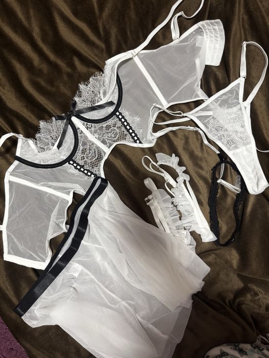 комплект нижнего белья