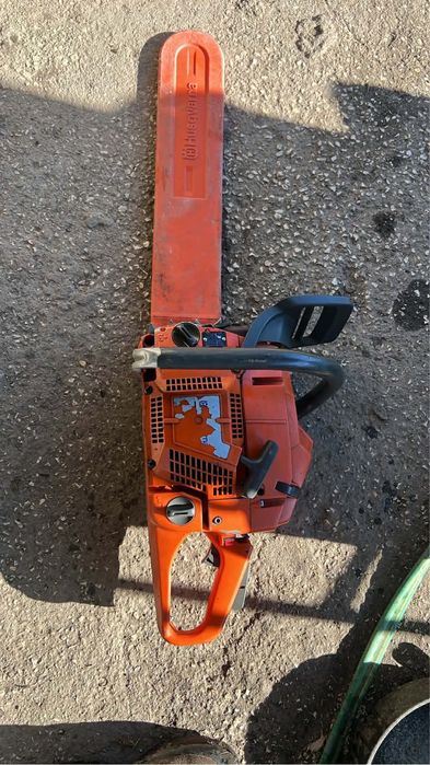 Husqvarna 365  a trabalhar bem