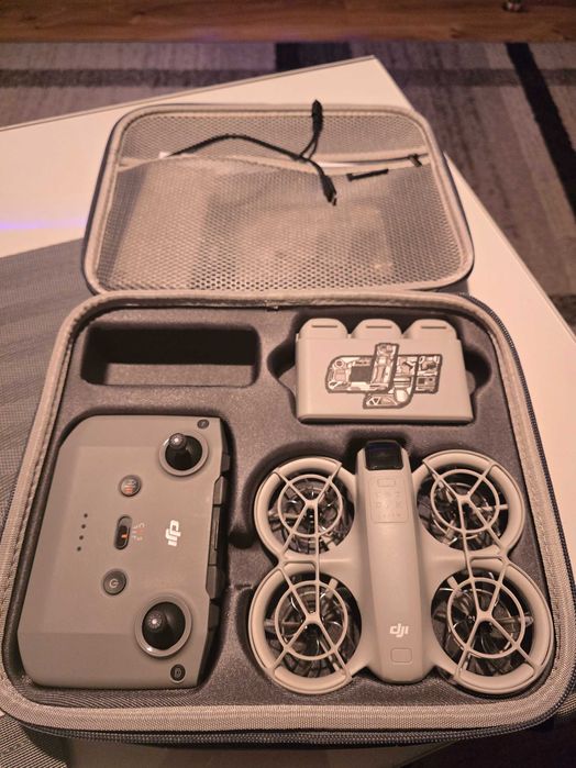 DJI Neo – 3 baterie + HUB + kontroler + walizka
