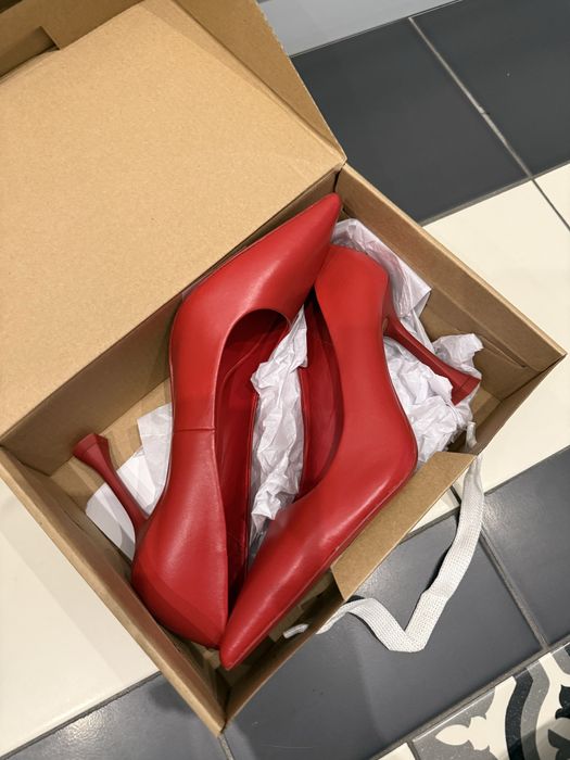 Туфлі Zara, шкіряні, нові