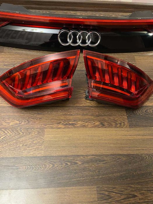 Задні фари (стопи) Audi Q8 2021 (USA) оригінал