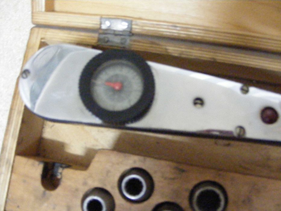 Klucz dynamometryczny z PRL