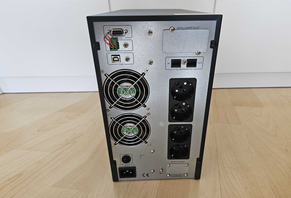 Zasilacz awaryjny UPS EAST UPS2000 2000VA / 1800W ONLINE – nowe akumulatory
