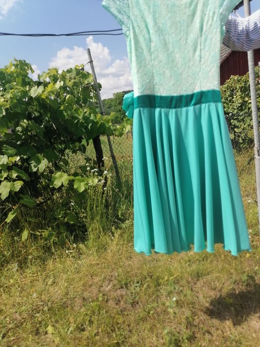 Сукня для  дівчини