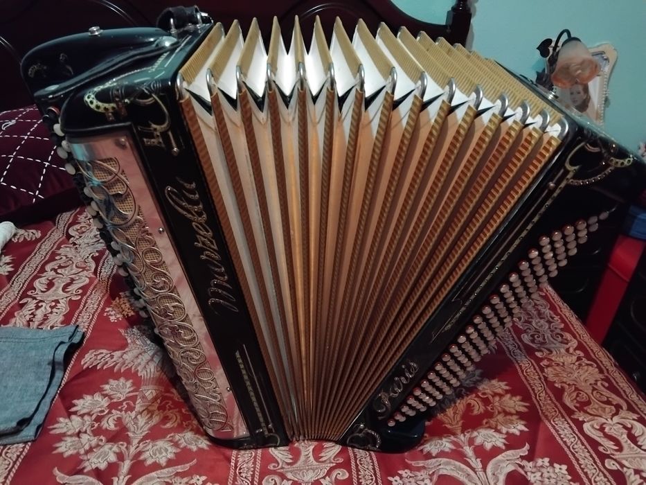 Acordeon.frances marzella barato