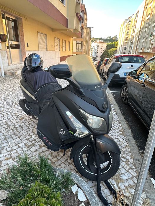Vendo sym 125 - moto a andar mas com problema no motor