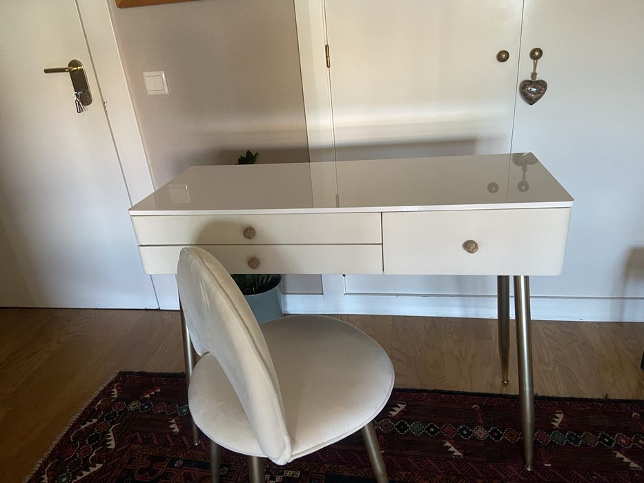 Vanity desk com cadeira