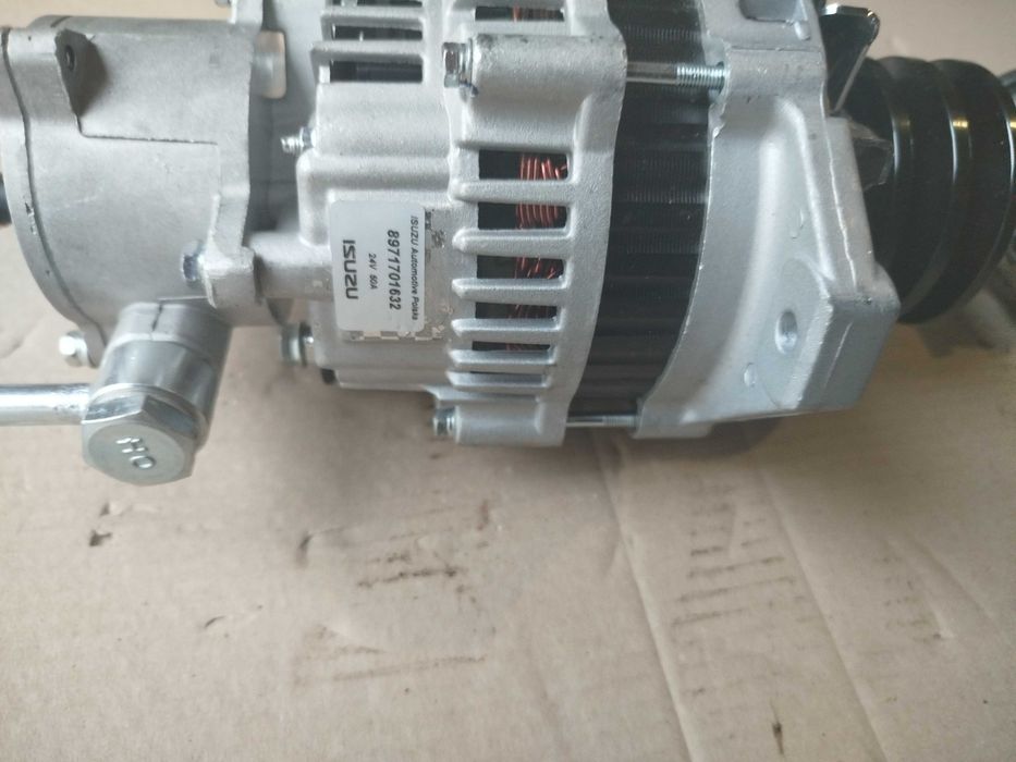 alternator ISUZU