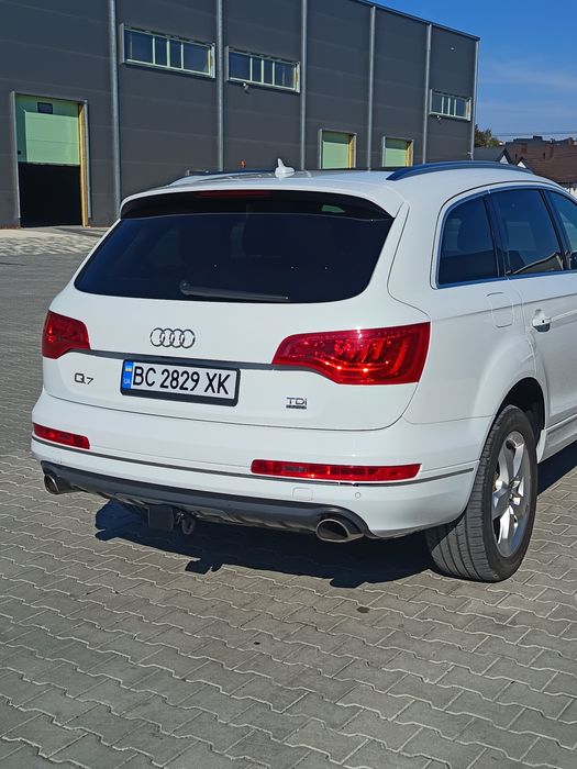 Audi Q7  2014r. 3,0D