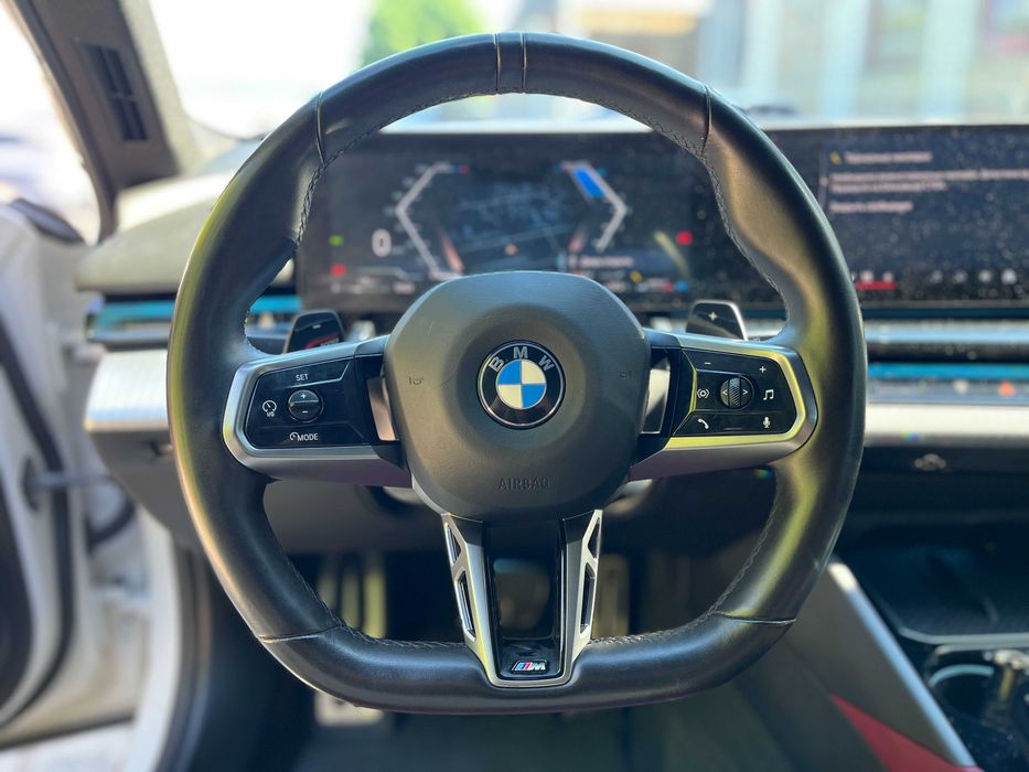 BMW 520I в Лізинг | Кредит