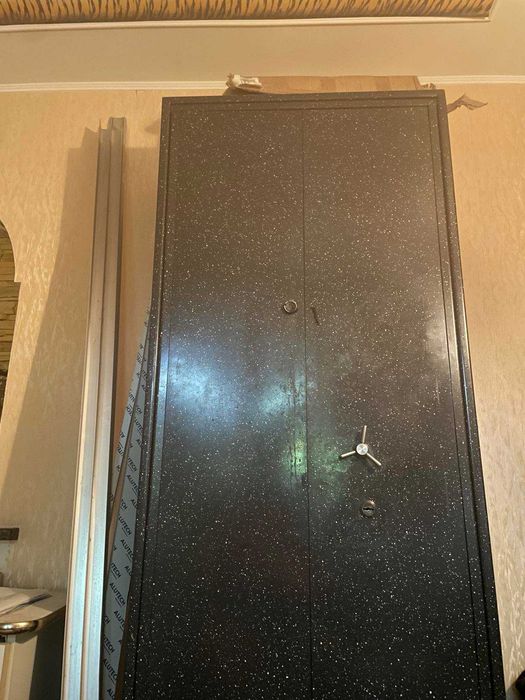 Сейф шкаф 2м высота