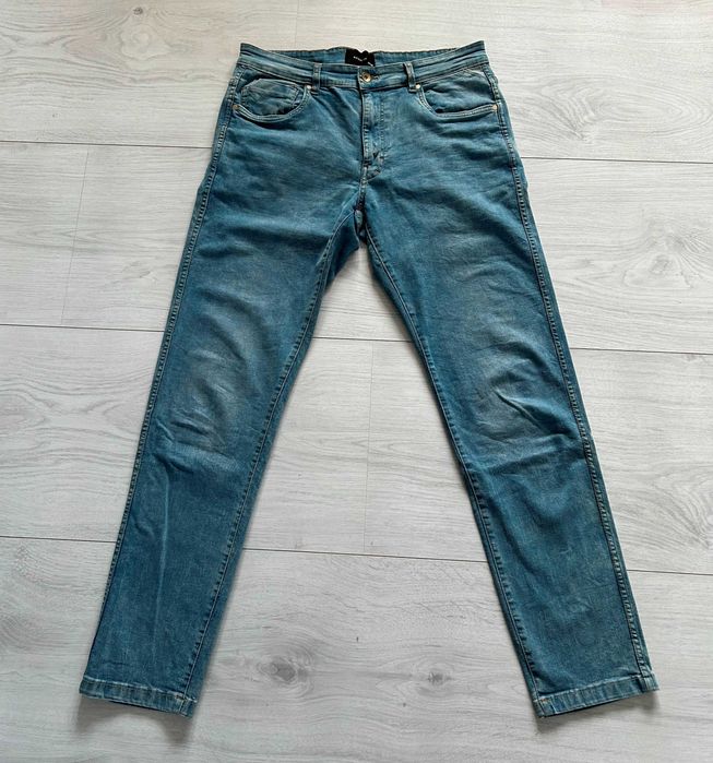 Spodnie jeans Reserved 33/34
