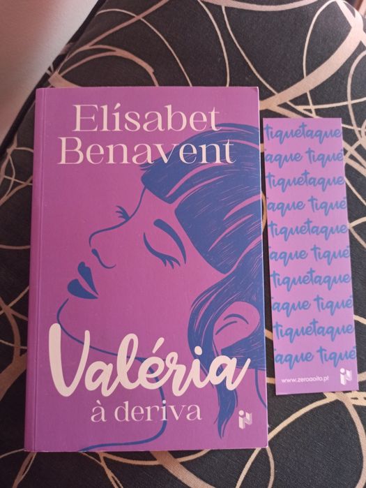 Varia livros da Valéria