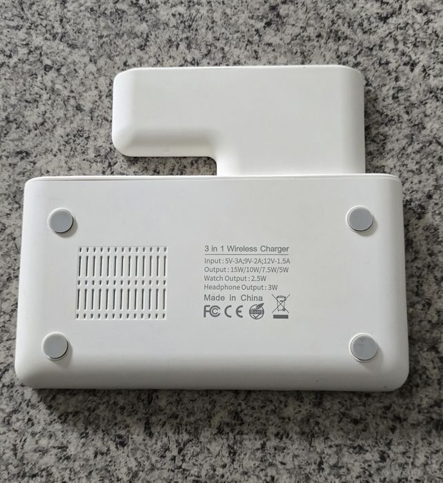 Bezprzewodowa ładowarka indukcyjna 3w1 – Telefon / Watch / Słuchawki