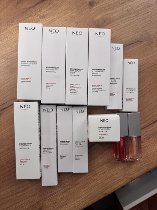 Zestaw kosmetyków Neo