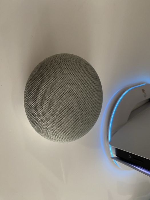 Розумна колонка Google Home Mini