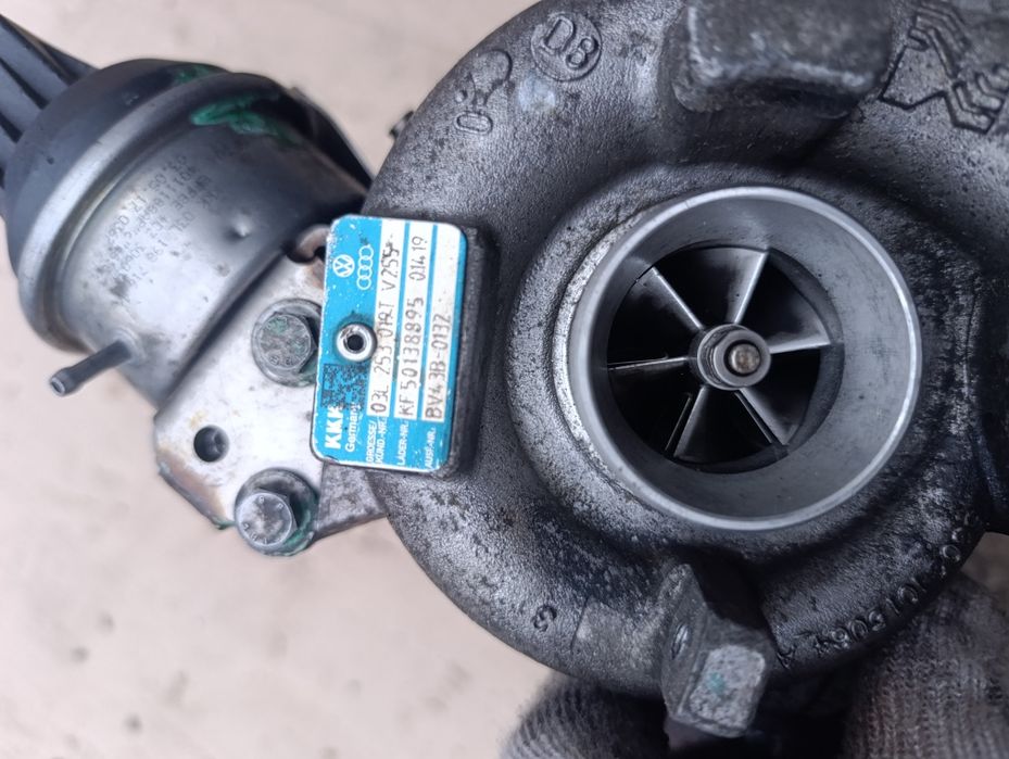 Турбина Volkswagen Caddy 3 Jetta 5 2005-2010 Tiguan 2007-2011 2.0TDI